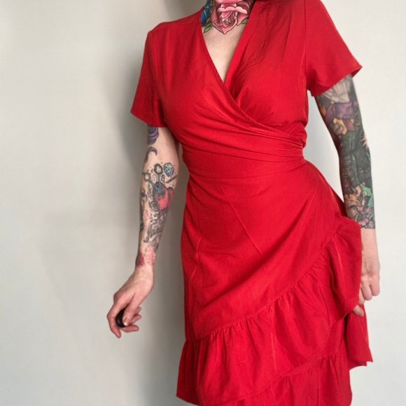 red wrap dress - Picture 3 of 3